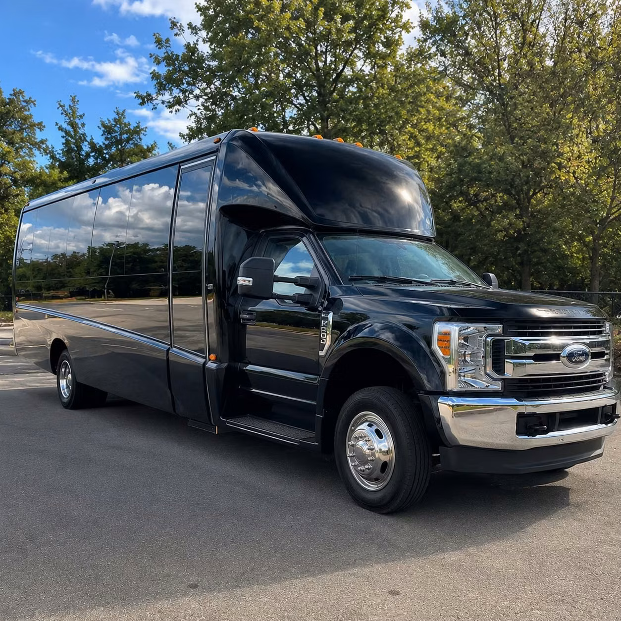 15 passenger minibus