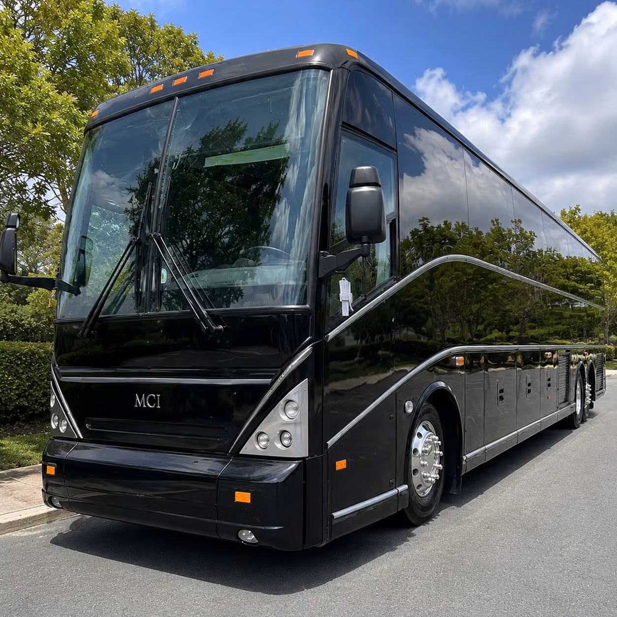 airport transfer shuttles to john wayne airport and lax